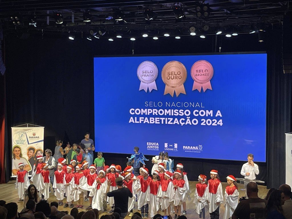 Selo Nacional do Compromisso com a Alfabetização 2024.