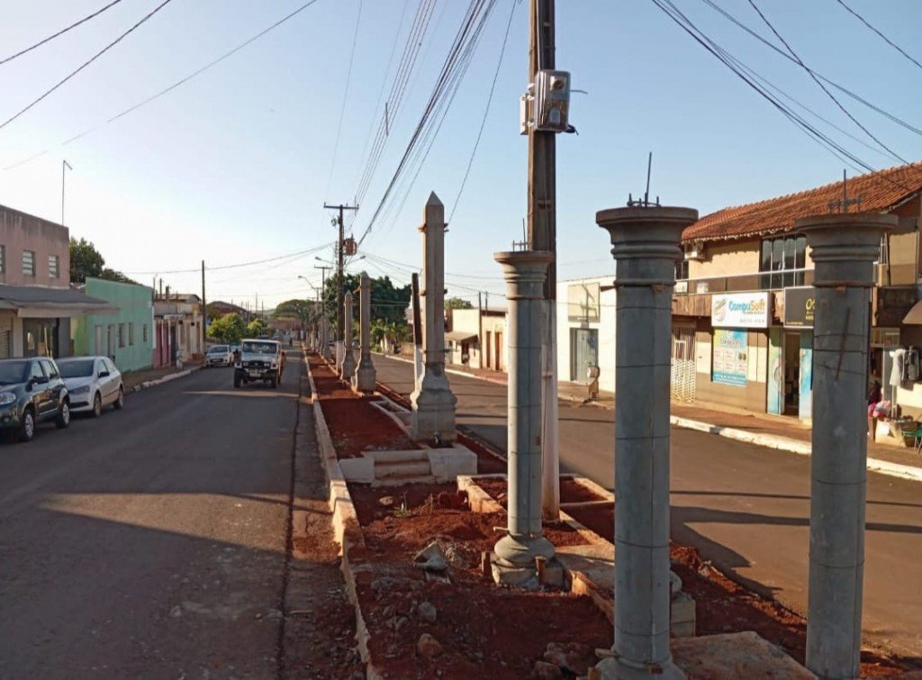 Obra de Reurbanização da Avenida Getúlio Vargas.